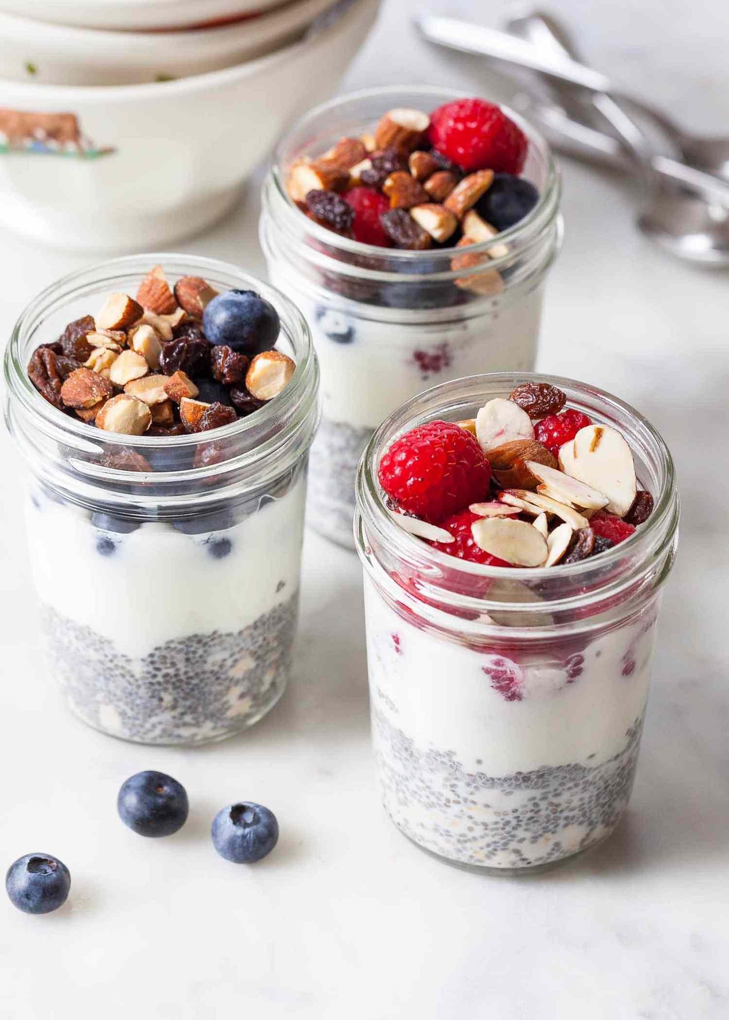 Grab-and-Go Oatmeal Chia Cups