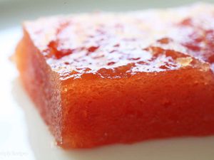 How to make membrillo quince paste