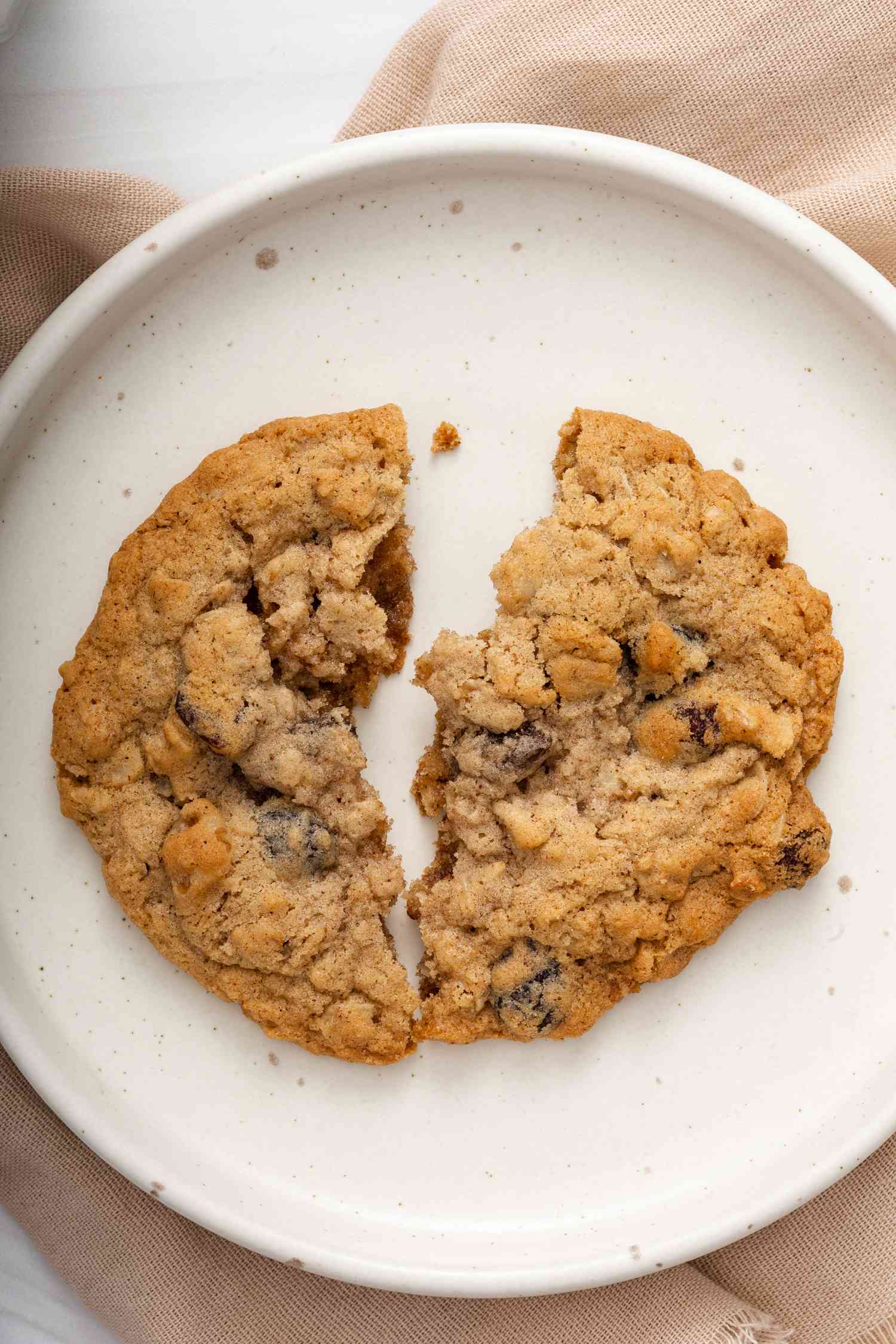 oatmeal cookie with raisins and walnuts recipe