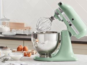 KitchenAid Stand Mixer