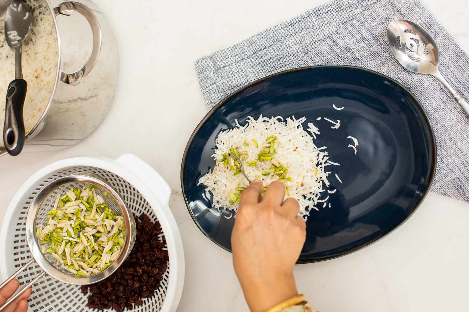 Assemble Kabuli Palao (Afghan Lamb Shanks with Rice, Carrots, and Raisins)