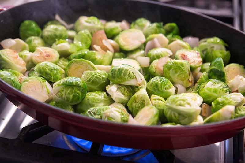 balsamic-brussels-sprouts-method-2