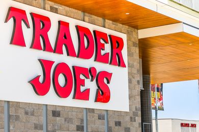 Trader Joes storefront signage
