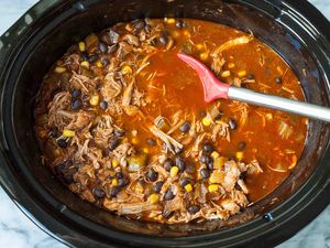 Easy Slow Cooker Shredded Chili Chicken Chili in the crockpot