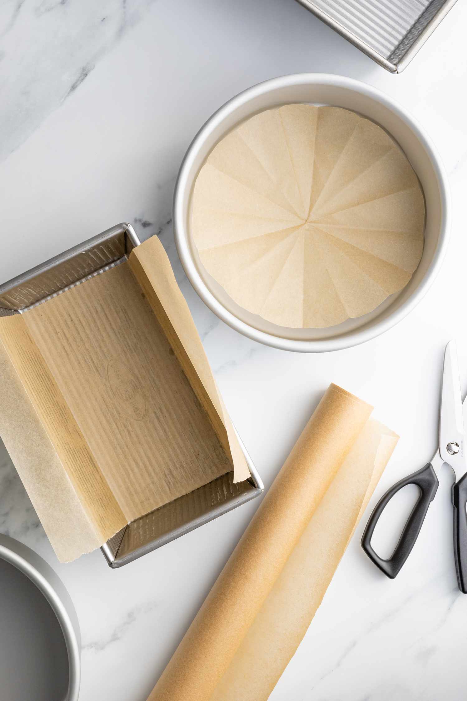 How to line a cake pan with parchment paper