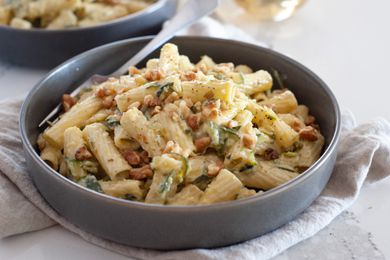 Bowl of Creamy One Pot Pasta with Zucchini
