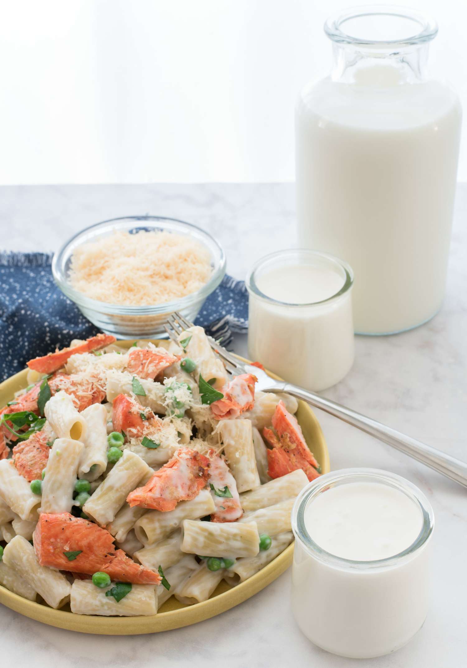 Creamy Pasta with Salmon and Peas