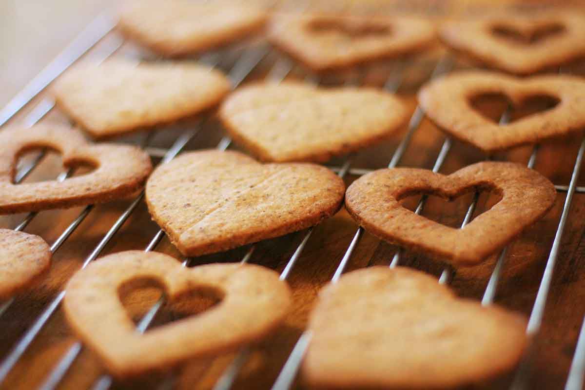 valentine-linzer-cookies-method-3