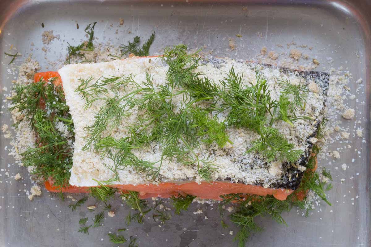 How to Make Salmon Gravlax