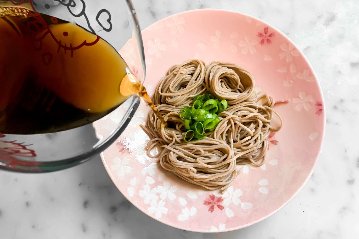 Pour Tsuyu over Noodles