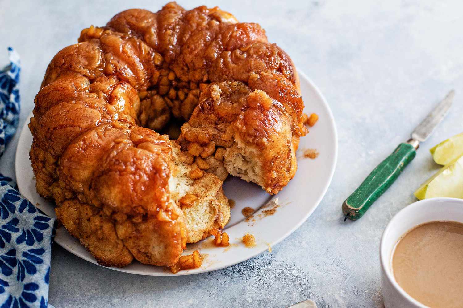 Caramel Apple Monkey Bread