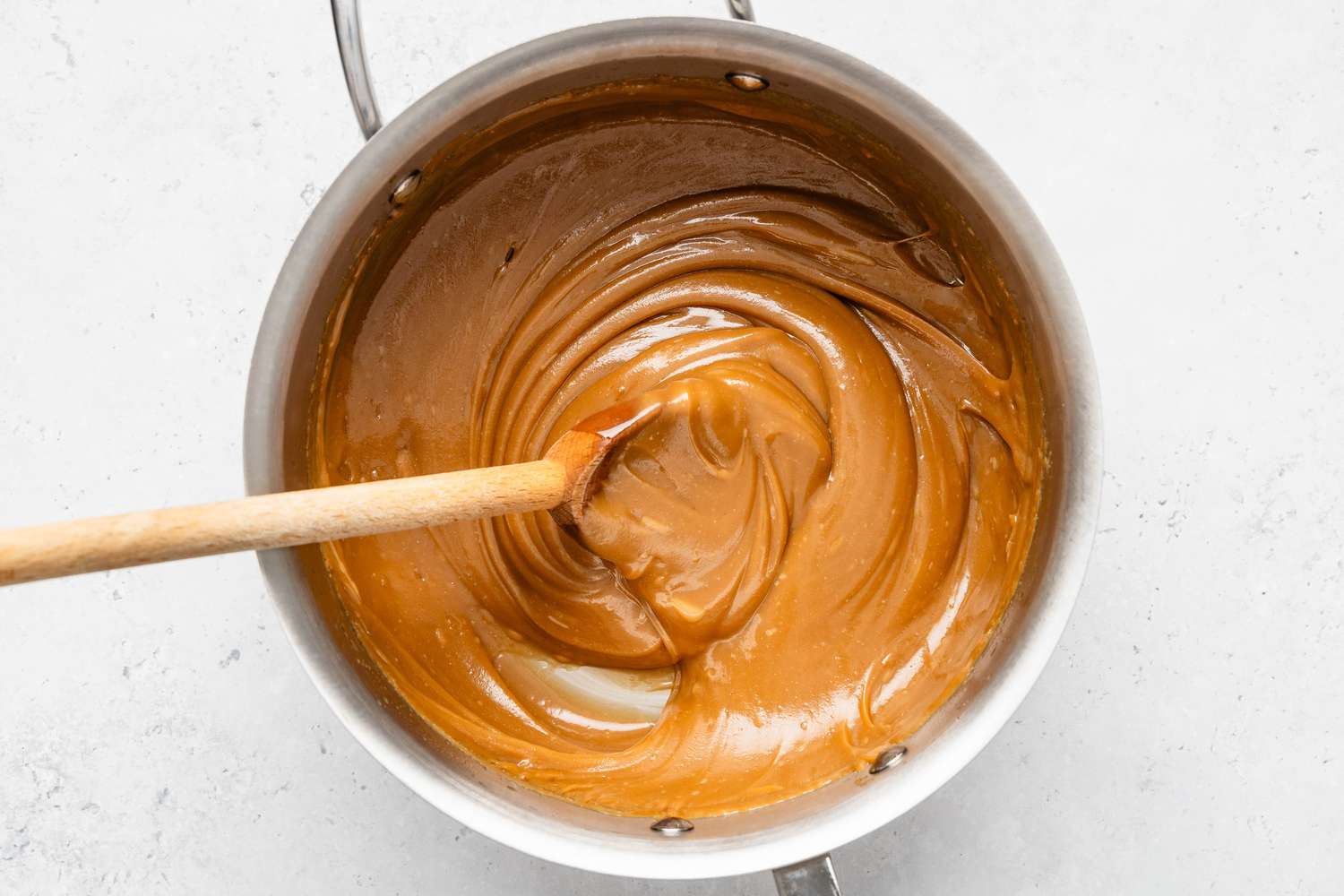 Penuche after stirred in the sauce pan 