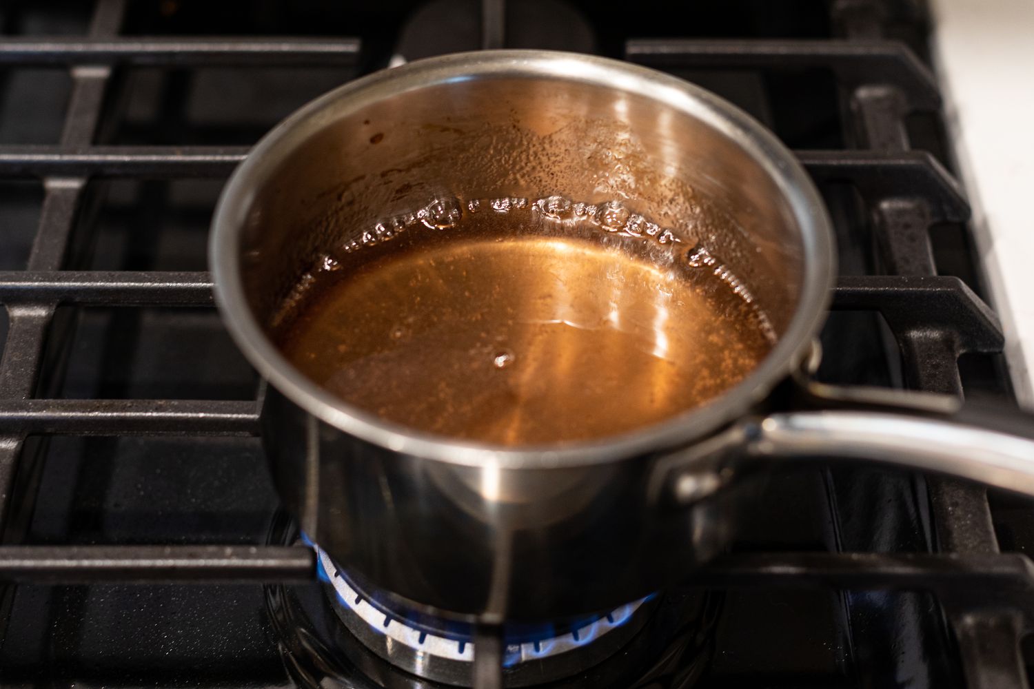 Make the simple syrup for apple core simple syrup