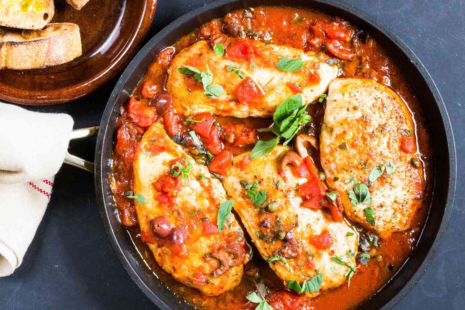 Skillet Chicken Puttanesca