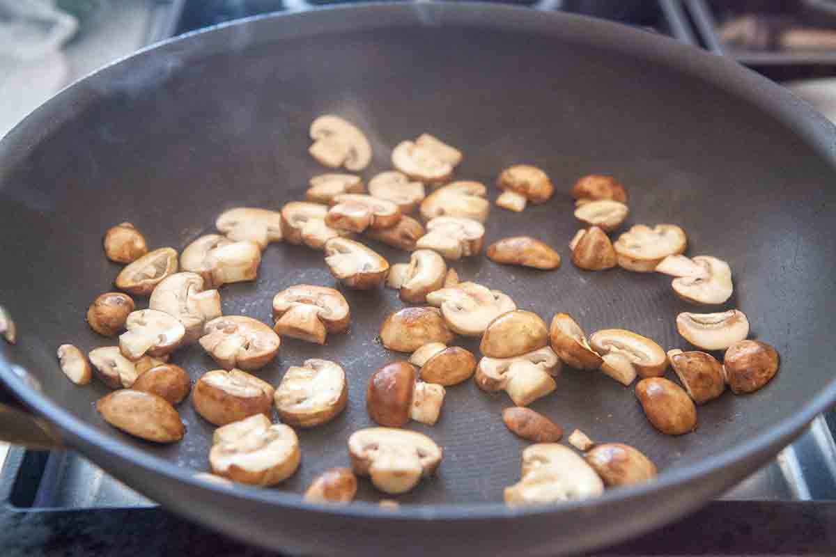 dry saute mushrooms for panade bread soup