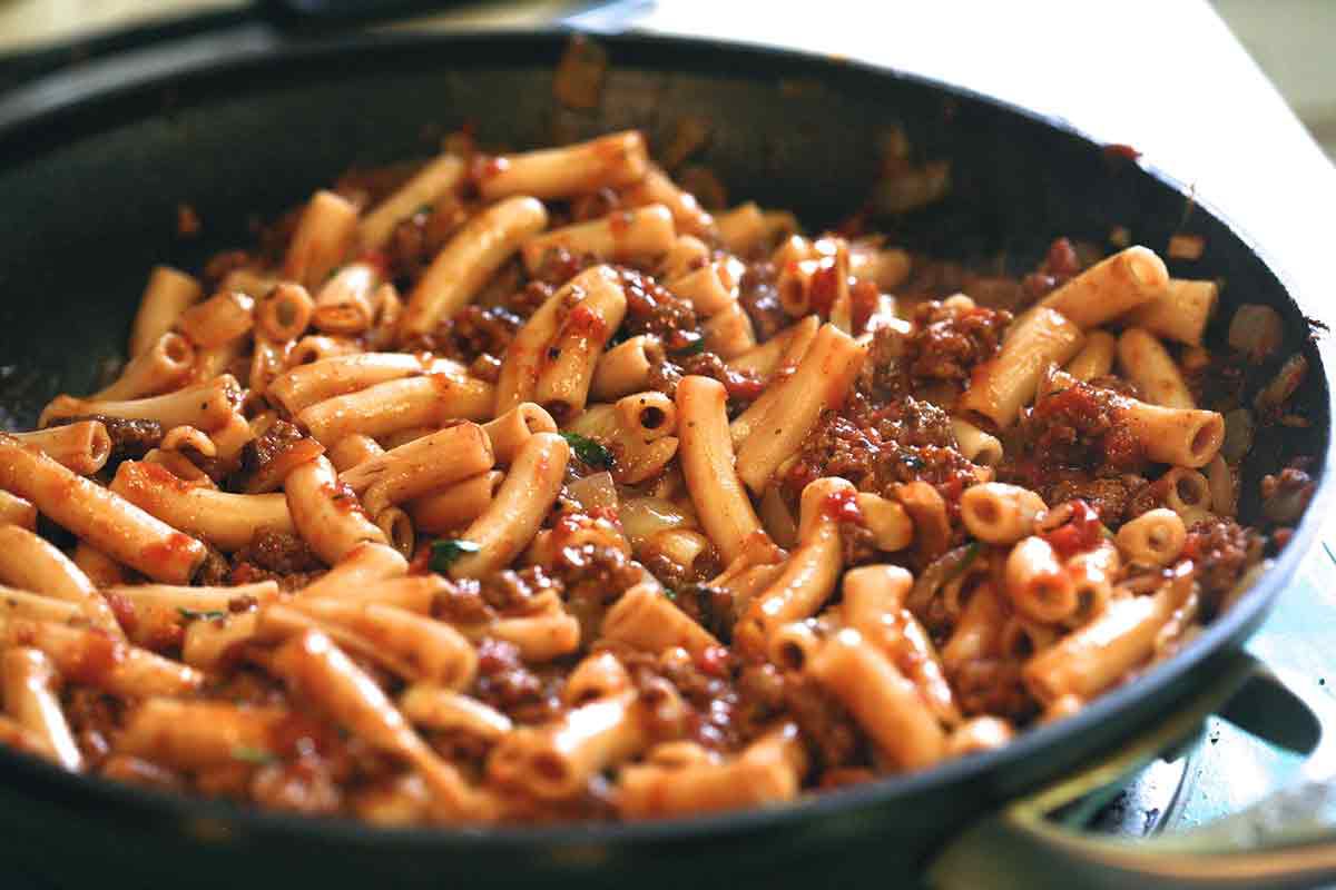 add penne pasta to meat sauce for penne pasta recipe