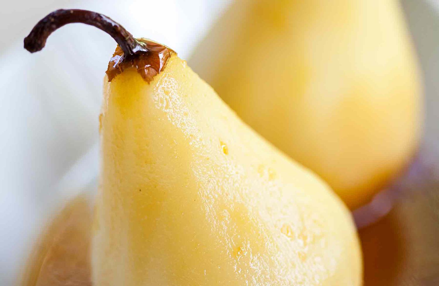 marsala poached pears