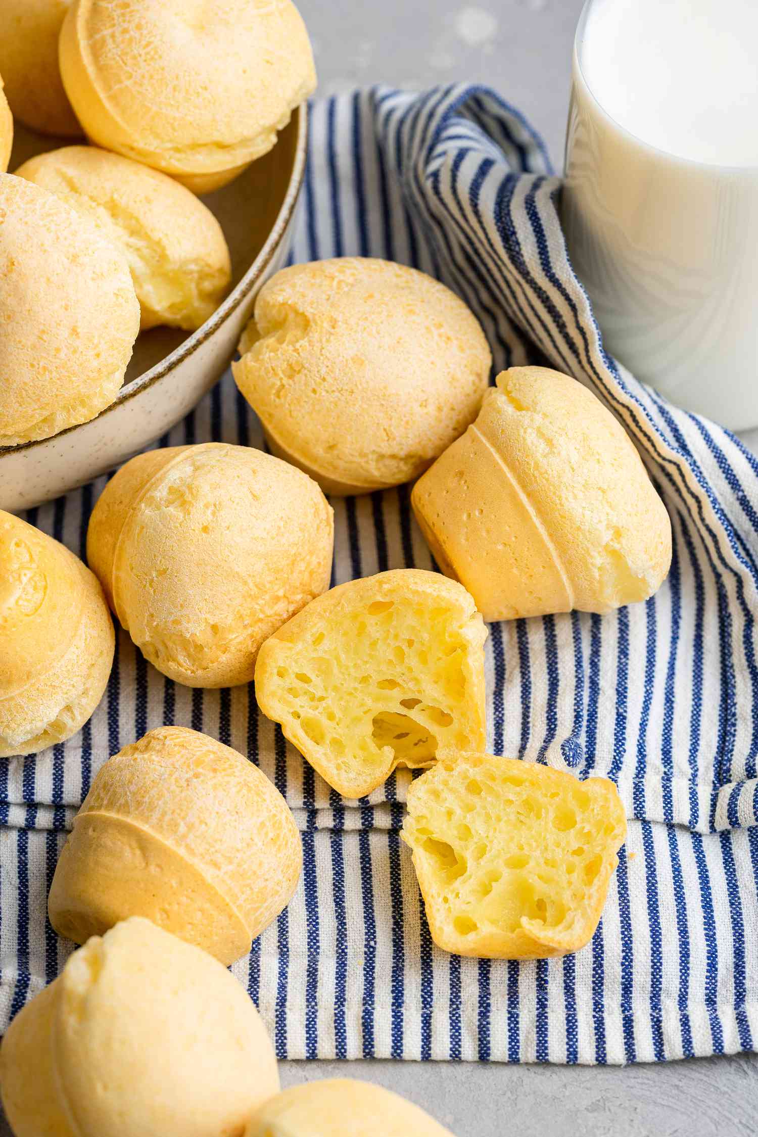 Easy Brazilian Cheese Bread (Pão de Queijo) on a Kitchen Towel