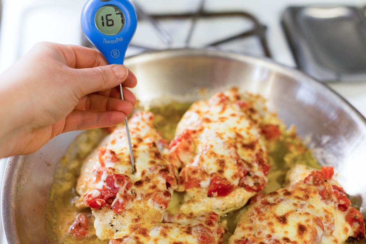 Check the temperature of the cheesy bruschetta cutlets