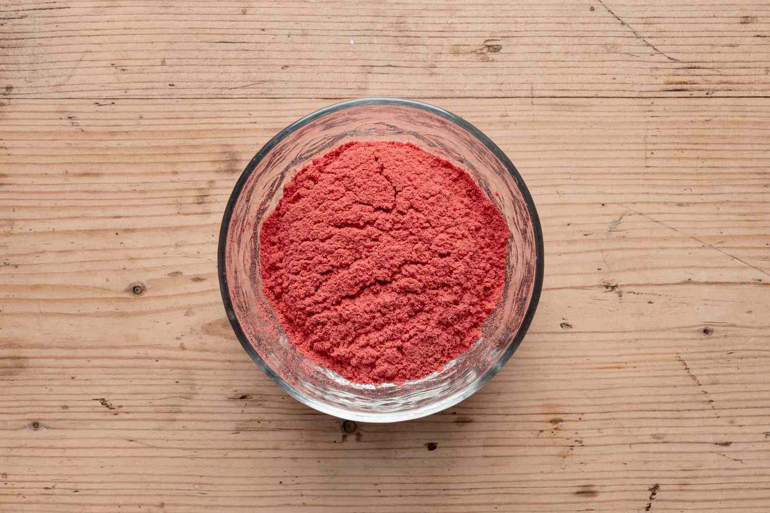 ground freeze dried strawberries for strawberry cake recipe