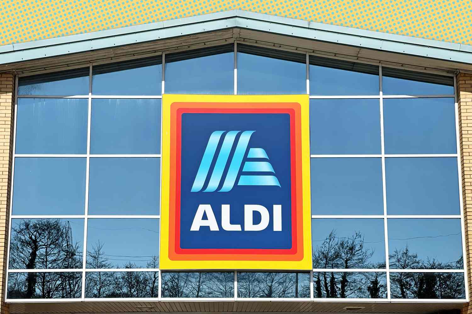 ALDI storefront 