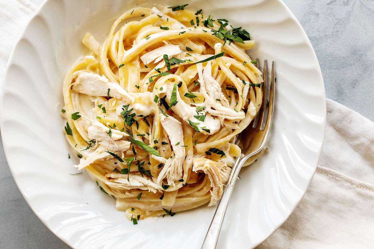 easy chicken alfredo with linguine