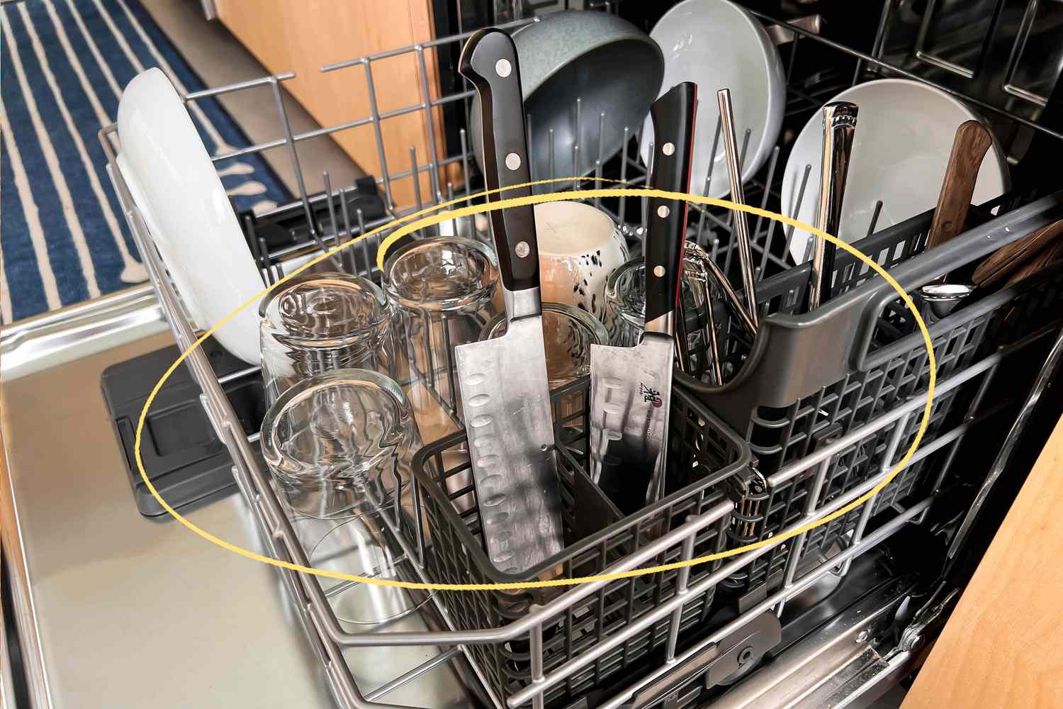 Knives in dishwasher