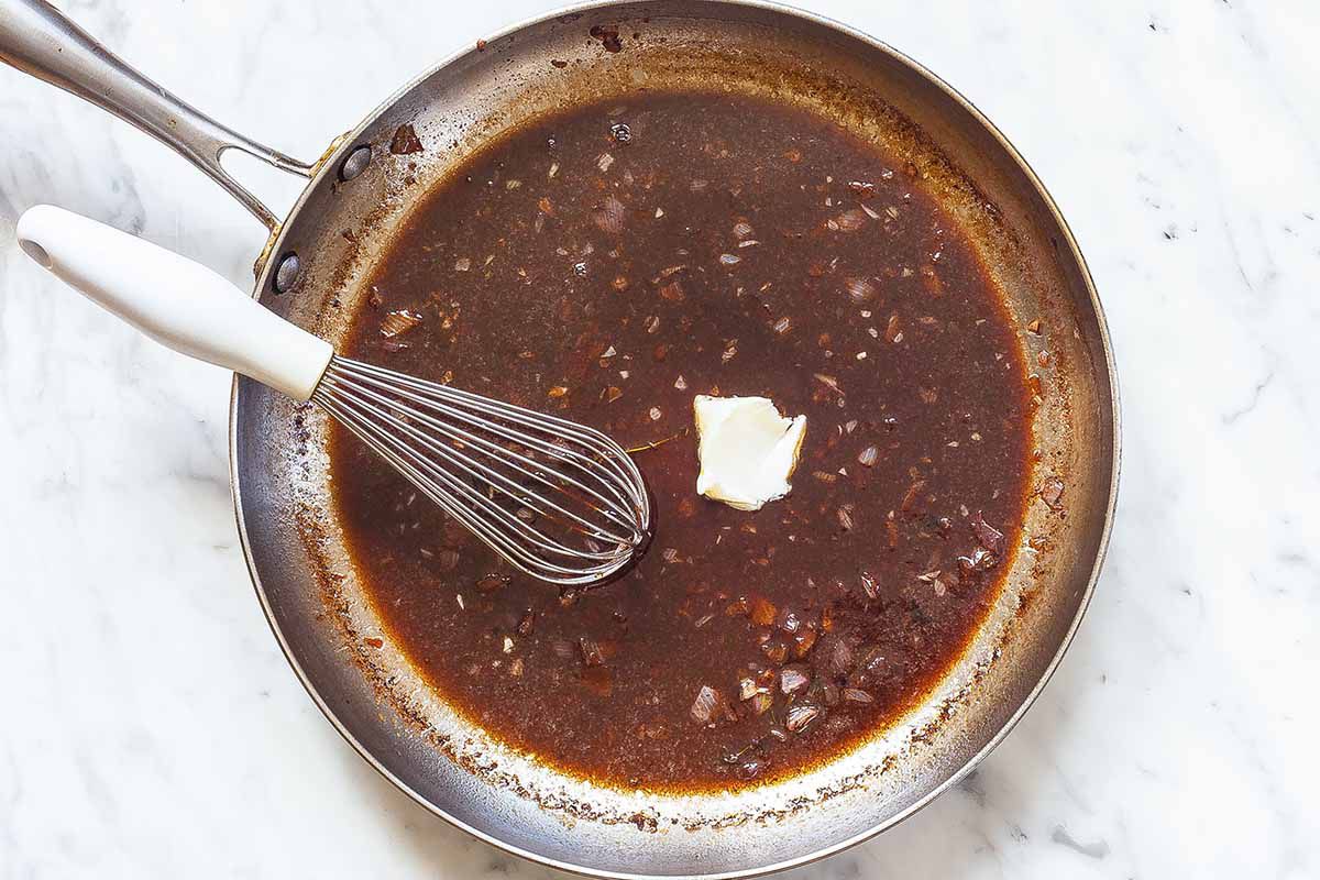 Pork Chops with Pomegranate Glaze