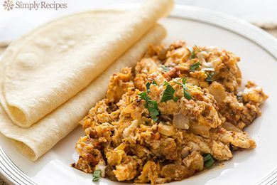 Chorizo and Eggs on a plate with tortillas