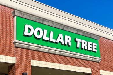 Dollar Tree storefront