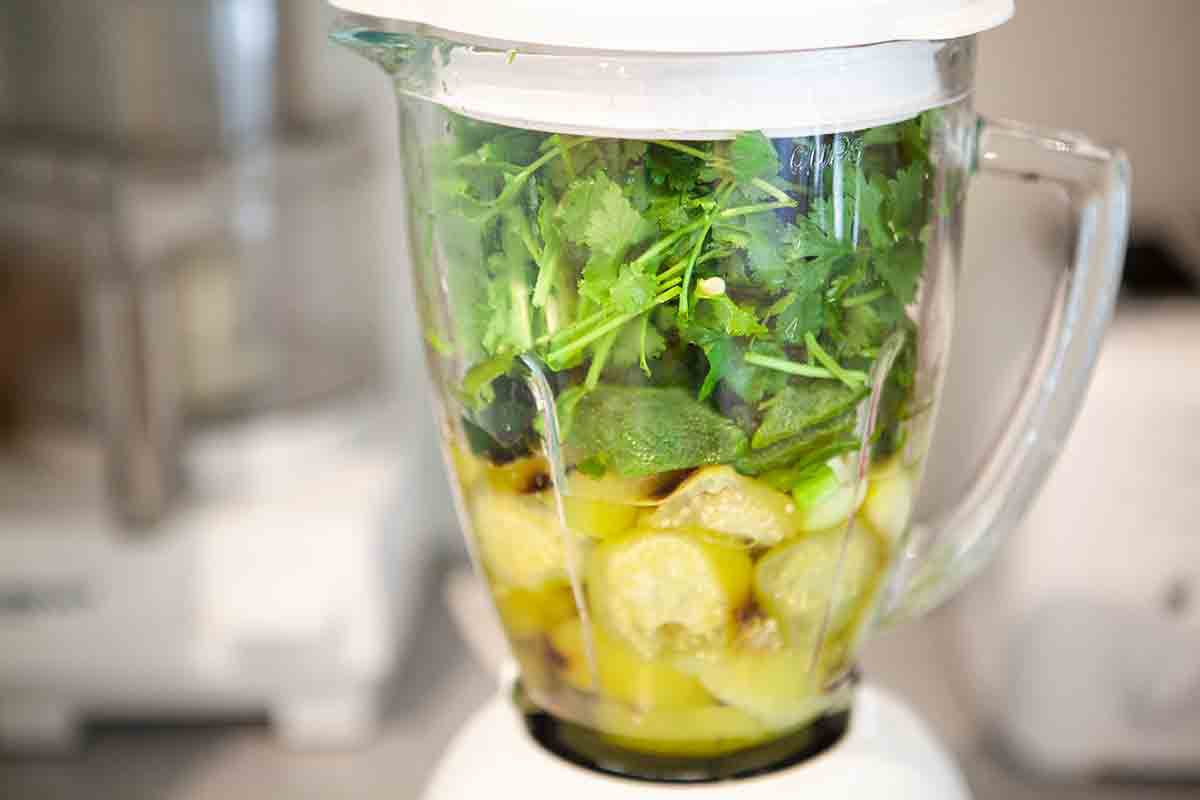 salsa verde ingredients in blender
