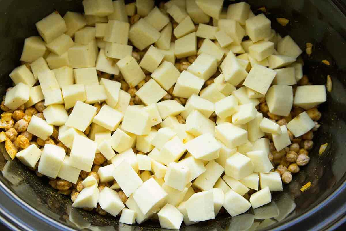sweet potatoes in the slow cooker for chickpea curry