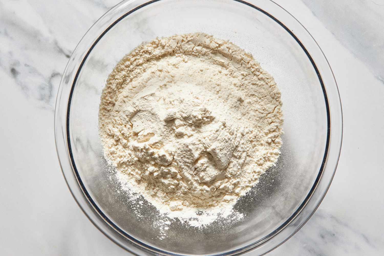 Bowl of dry ingredients for for cheddar bay biscuit top recipe