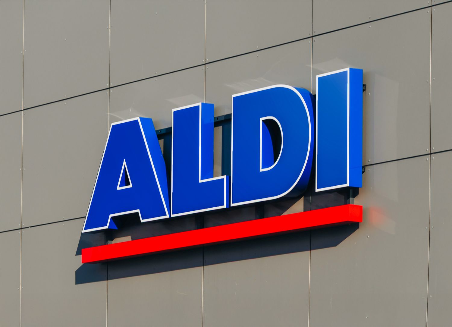 Aldi store sign