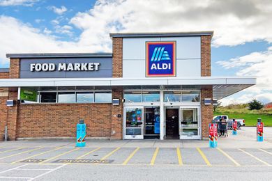 ALDI storefront
