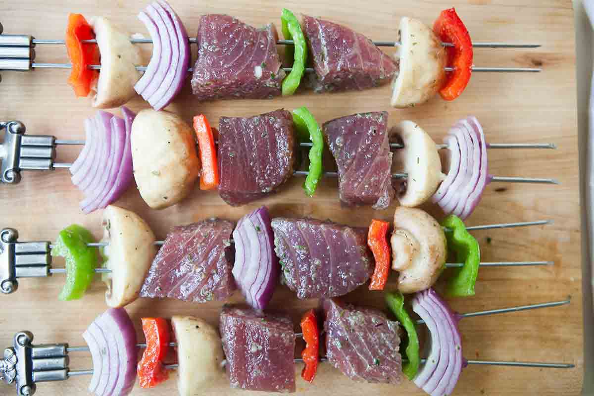 grilled-tuna-kebabs-method-2