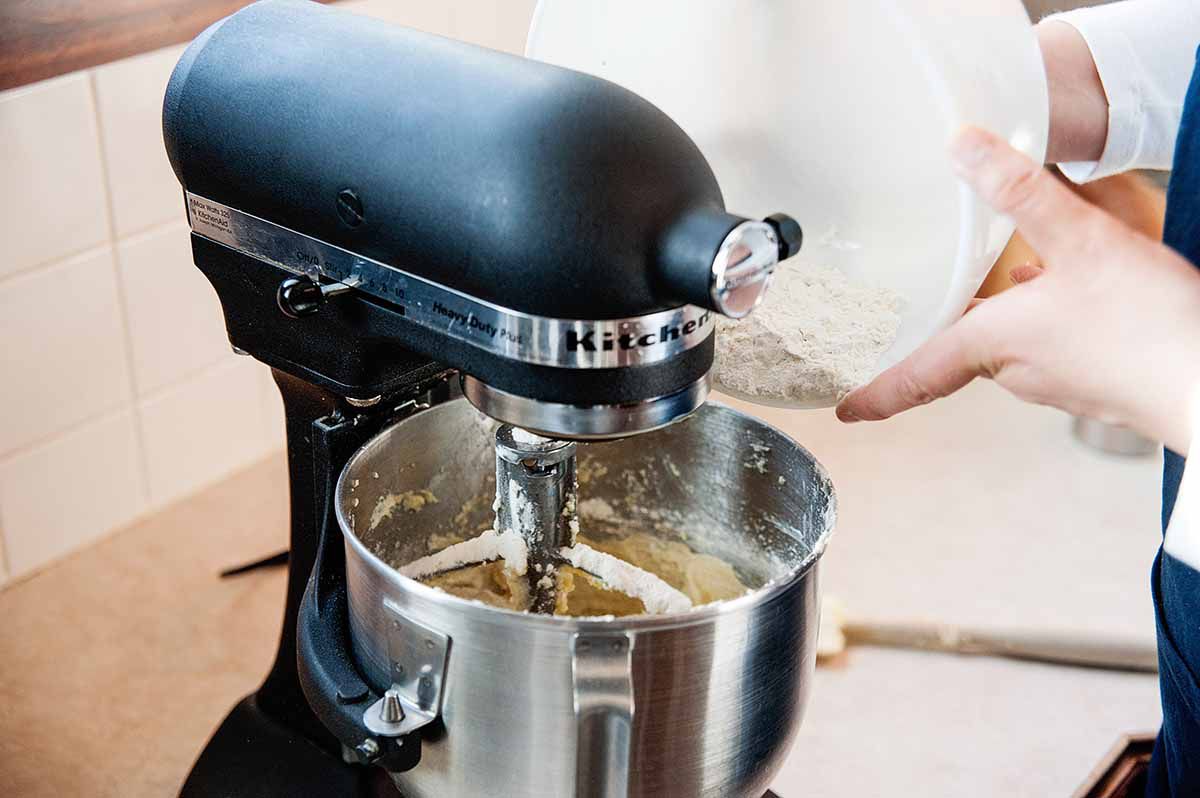 Best Lemon Pound Cake Recipe - adding flour to stand mixer