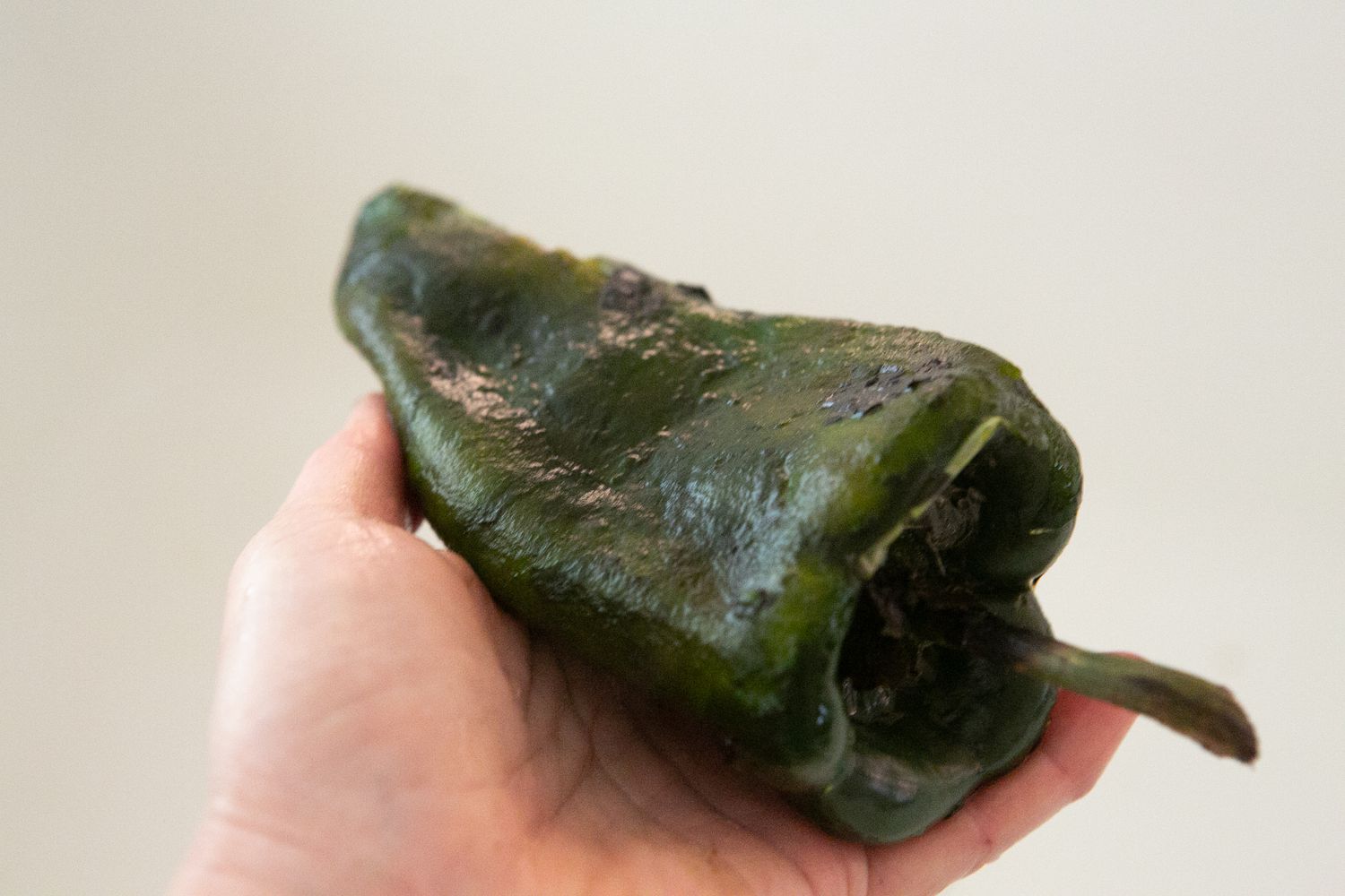 Skinned Pepper for Chile en Nogada