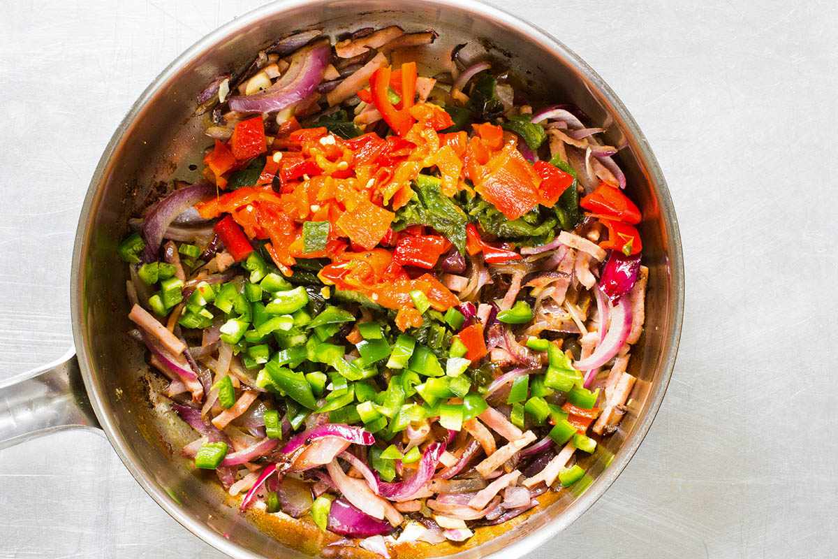 Basque-Style Chicken with Peppers and Olives