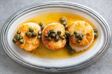 seared scallops brown butter caper sauce