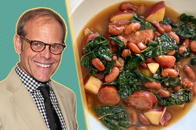 Alton Brown collaged with an overhead photo of a bowl of his Christmas Soup