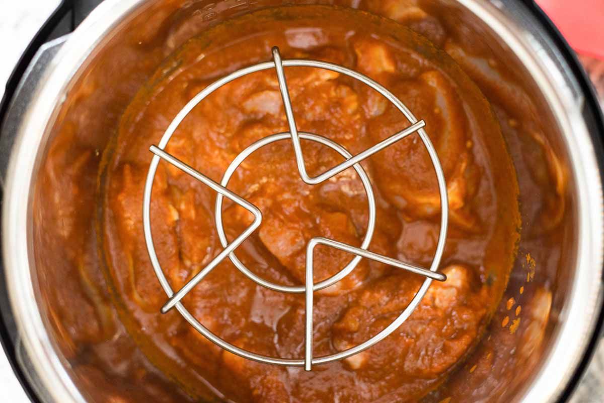 Pressure Cooker Chipotle Chicken and Rice Bowls