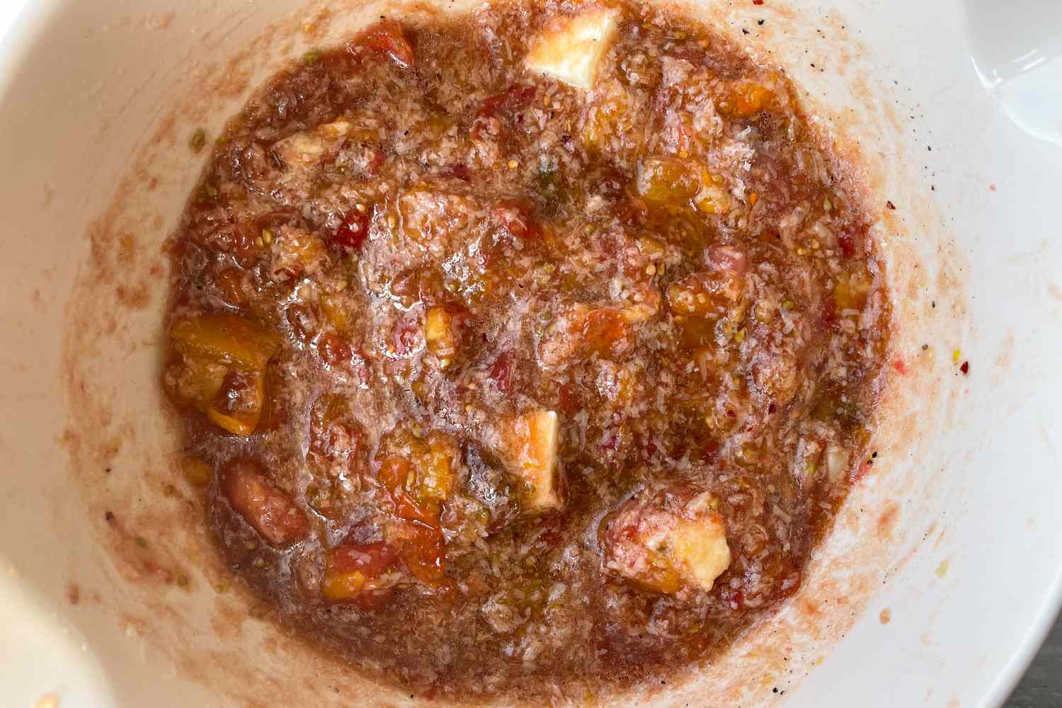 Bowl of No Cook Tomato Sauce