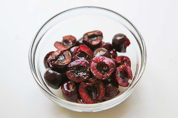 apricot-cherry-galette-method-600-2