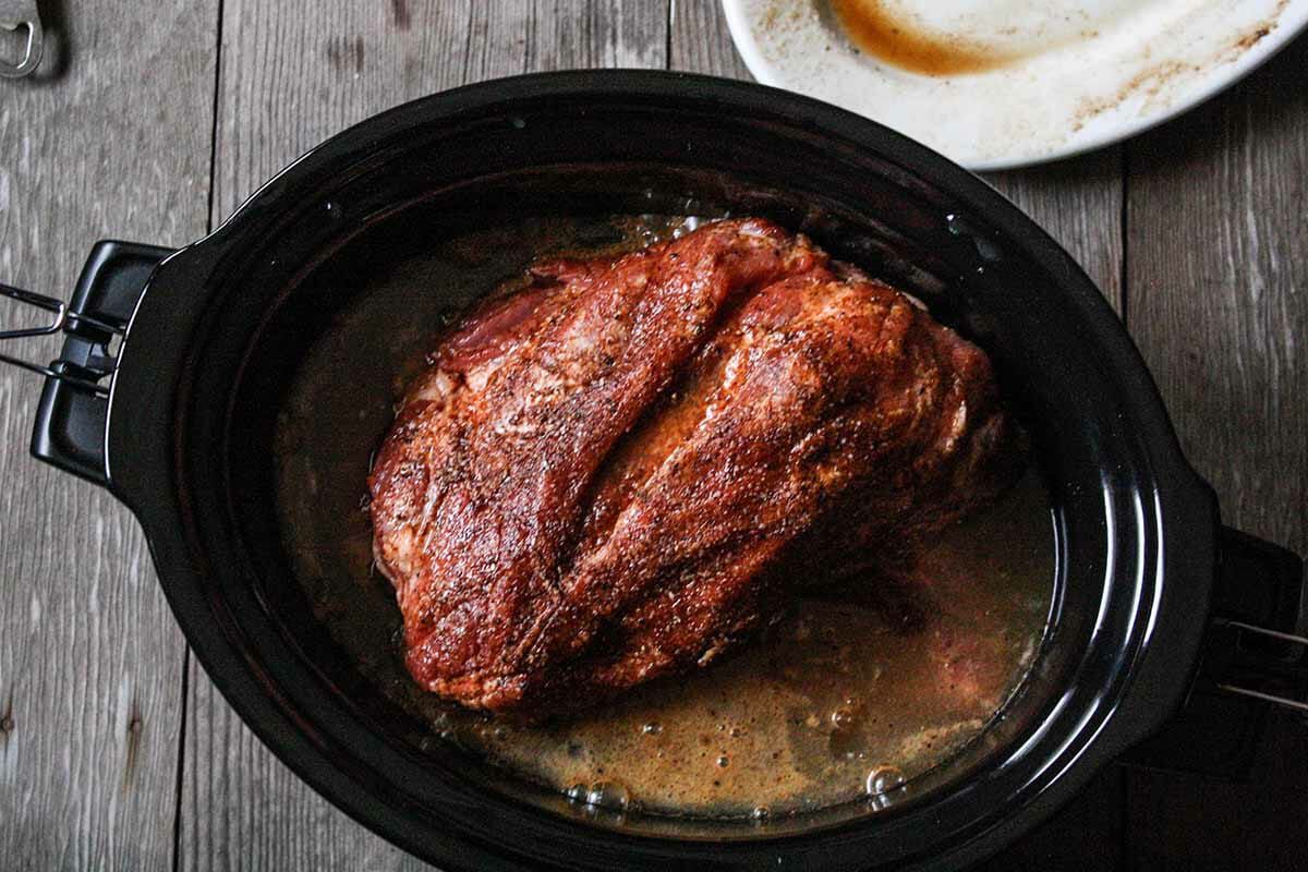 Crockpot Pulled Pork slow cook the pork