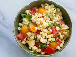 caprese corn salad