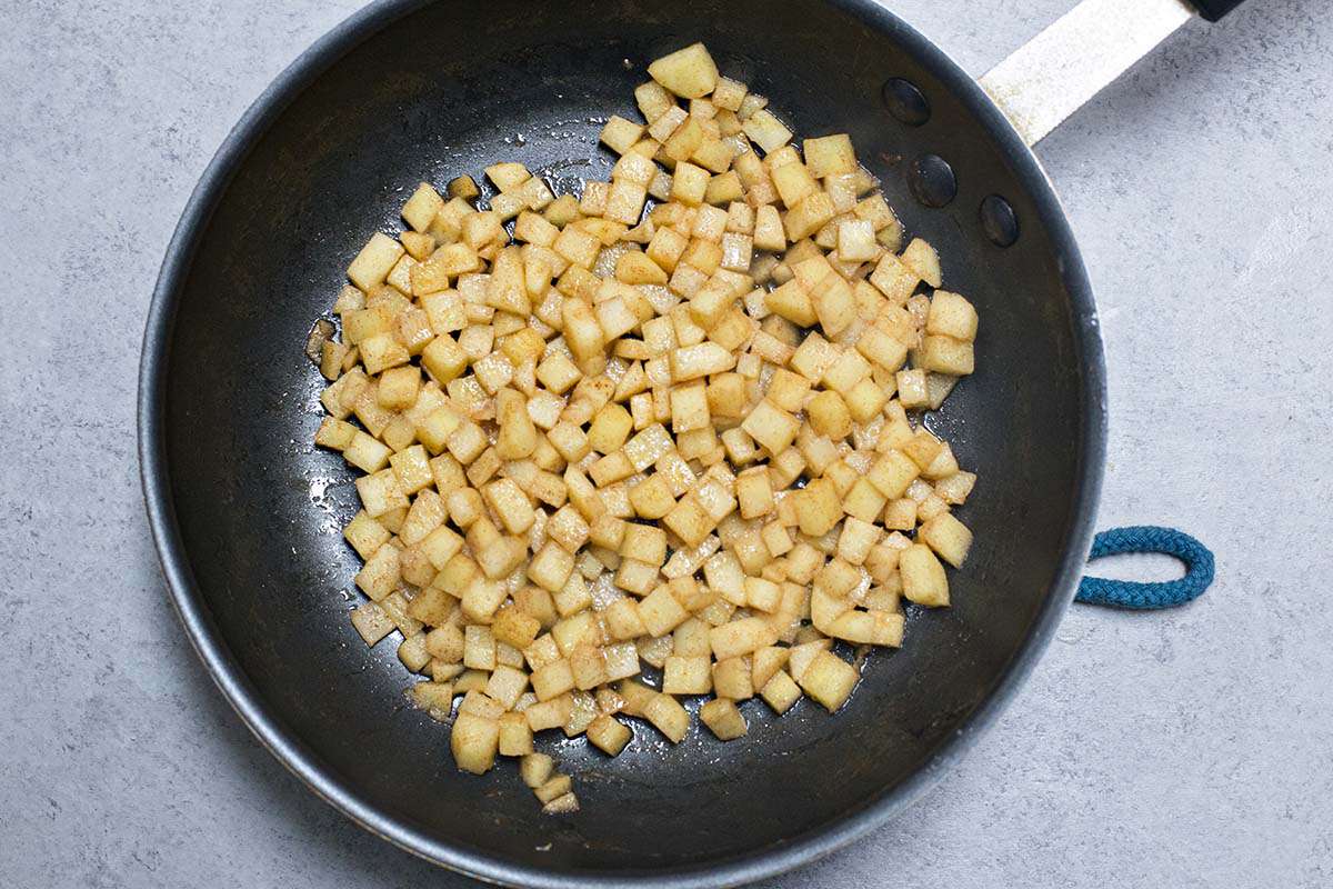 Caramel Apple Monkey Bread