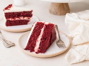 Slices of red velvet cake 