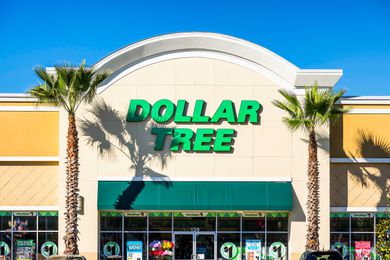 Dollar Tree storefront
