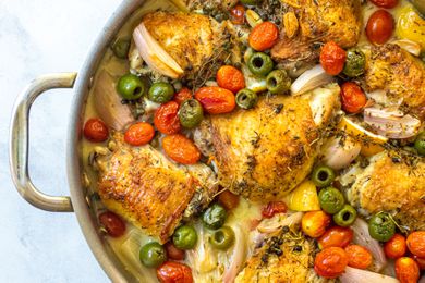 Classic chicken provencal in pot